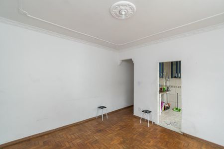 Apartamento à venda com 76m², 3 quartos e sem vagaSala