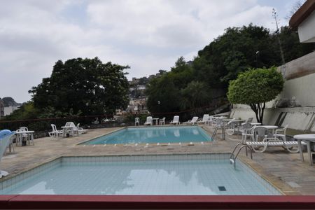 Apartamento à venda com 73m², 2 quartos e 1 vagaÁrea comum