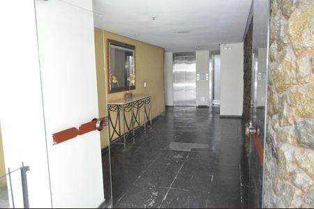 Apartamento à venda com 73m², 2 quartos e 1 vagaÁrea comum