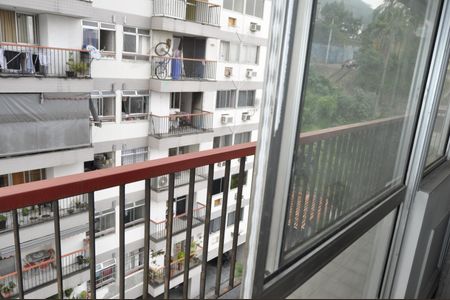 Apartamento à venda com 73m², 2 quartos e 1 vagaVista da Varanda