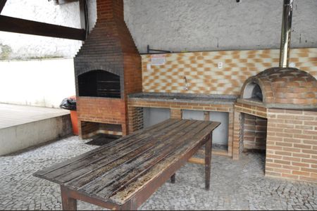 Apartamento à venda com 73m², 2 quartos e 1 vagaÁrea comum