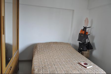 Apartamento à venda com 73m², 2 quartos e 1 vagaQuarto 2