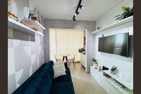 Apartamento à venda com 2 quartos, 55m² em Vila Gomes, São Paulo