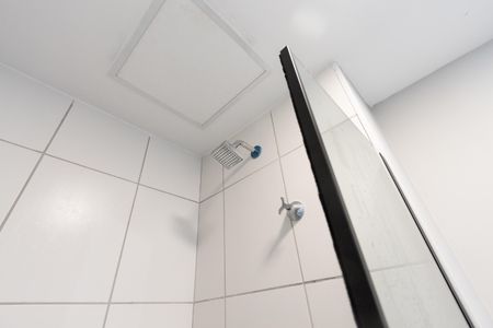 Apartamento à venda com 41m², 2 quartos e 1 vaga Apartamento à venda com 41m², 2 quartos e 1 vagaBanheiro