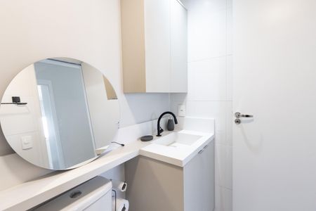 Apartamento à venda com 41m², 2 quartos e 1 vaga Apartamento à venda com 41m², 2 quartos e 1 vagaBanheiro