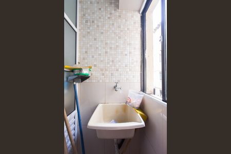 Apartamento à venda com 40m², 2 quartos e 1 vaga Apartamento à venda com 40m², 2 quartos e 1 vagaCozinha e Área de Serviço