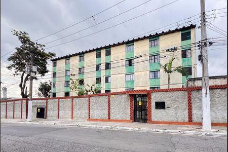 Apartamento à venda com 40m², 2 quartos e 1 vaga Apartamento à venda com 40m², 2 quartos e 1 vagaFachada