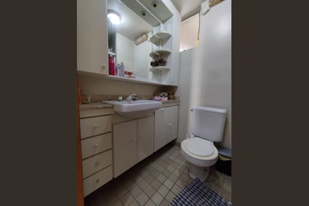 Apartamento à venda com 62m², 3 quartos e sem vagaBanheiro