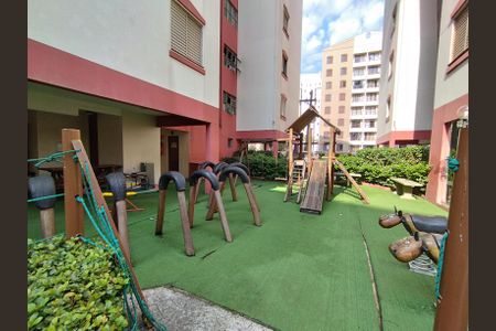 Apartamento à venda com 62m², 3 quartos e sem vagaÁrea comum - Playground