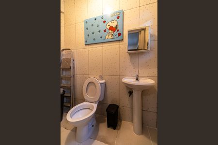 Casa à venda com 125m², 4 quartos e 2 vagasBanheiro de Serviço