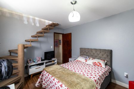 Casa à venda com 125m², 4 quartos e 2 vagasSuíte