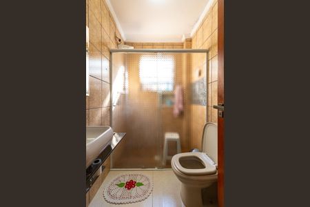 Casa à venda com 125m², 4 quartos e 2 vagasBanheiro