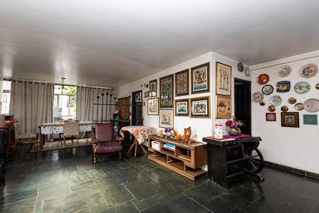 Apartamento à venda com 260m², 3 quartos e 2 vagasSala