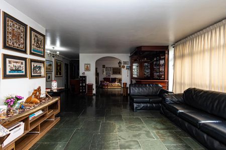 Apartamento à venda com 260m², 3 quartos e 2 vagasSala