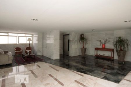 Apartamento à venda com 260m², 3 quartos e 2 vagasÁrea comum