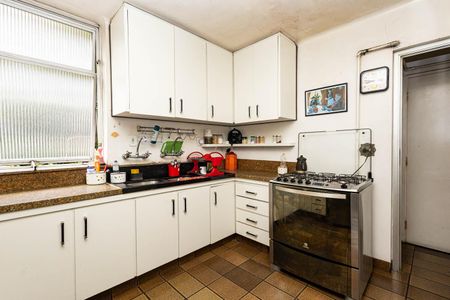 Apartamento à venda com 260m², 3 quartos e 2 vagasCozinha