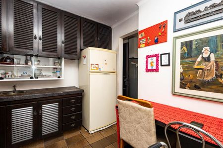 Apartamento à venda com 260m², 3 quartos e 2 vagasCopa