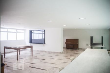 Apartamento à venda com 260m², 3 quartos e 2 vagasÁrea comum - Salão de festas