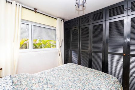 Apartamento à venda com 260m², 3 quartos e 2 vagasQuarto 