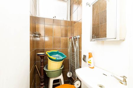 Apartamento à venda com 260m², 3 quartos e 2 vagasBanheiro de serviço