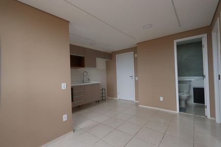 Sala de apartamento para alugar com 2 quartos, 35m² em Conjunto Habitacional Teotonio Vilela, São Paulo