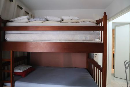 Quarto de apartamento para alugar com 3 quartos, 100m² em Balneario Cidade Atlantica, Guarujá