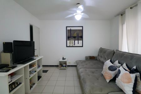 Sala de apartamento para alugar com 3 quartos, 100m² em Balneario Cidade Atlantica, Guarujá