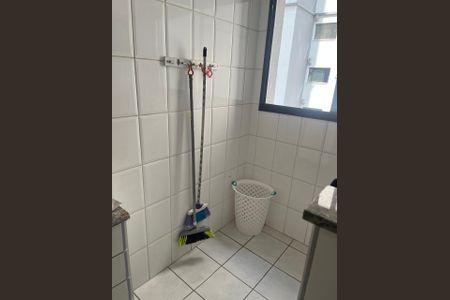 Apartamento para alugar com 67m², 3 quartos e 1 vagaÁrea de serviço