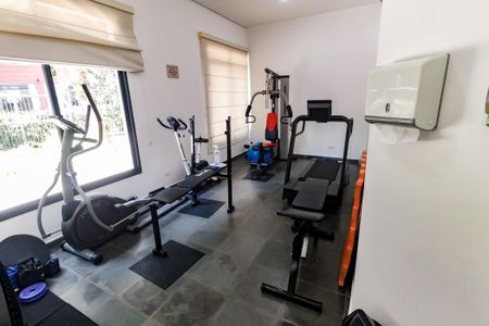 Apartamento à venda com 110m², 4 quartos e 2 vagas Apartamento à venda com 110m², 4 quartos e 2 vagasÁrea comum - Academia