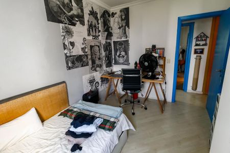 Apartamento à venda com 110m², 4 quartos e 2 vagas Apartamento à venda com 110m², 4 quartos e 2 vagasQuarto 1