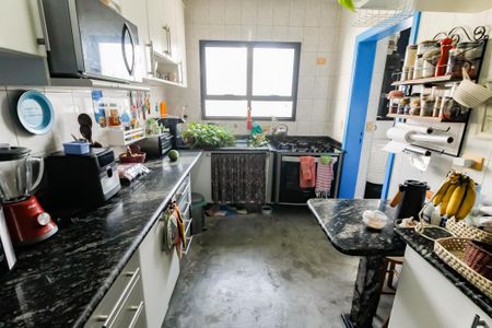 Apartamento à venda com 110m², 4 quartos e 2 vagas Apartamento à venda com 110m², 4 quartos e 2 vagasCozinha