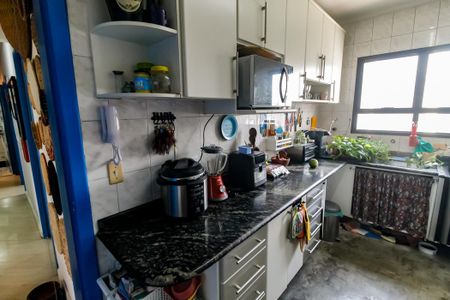 Apartamento à venda com 110m², 4 quartos e 2 vagas Apartamento à venda com 110m², 4 quartos e 2 vagasCozinha