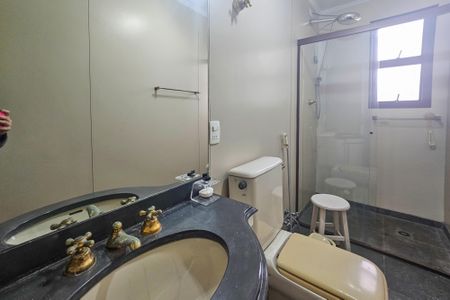 Apartamento para alugar com 150m², 3 quartos e 2 vagas Apartamento para alugar com 150m², 3 quartos e 2 vagasbanheiro