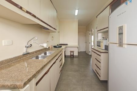 Apartamento para alugar com 150m², 3 quartos e 2 vagas Apartamento para alugar com 150m², 3 quartos e 2 vagascozinha