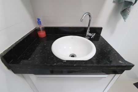 Apartamento para alugar com 69m², 2 quartos e 1 vagaBanheiro Social