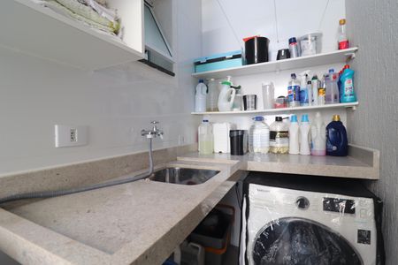 Apartamento para alugar com 69m², 2 quartos e 1 vagaÁrea de Serviço