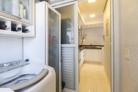 Apartamento à venda com 54m², 2 quartos e 2 vagas Apartamento à venda com 54m², 2 quartos e 2 vagasÁrea de Serviço