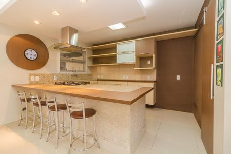 Casa para alugar com 200m², 3 quartos e 1 vaga Casa para alugar com 200m², 3 quartos e 1 vagaCozinha