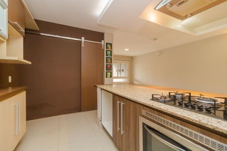 Casa para alugar com 200m², 3 quartos e 1 vaga Casa para alugar com 200m², 3 quartos e 1 vagaCozinha