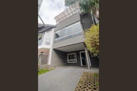 Casa para alugar com 200m², 3 quartos e 1 vaga Casa para alugar com 200m², 3 quartos e 1 vagaGaragem