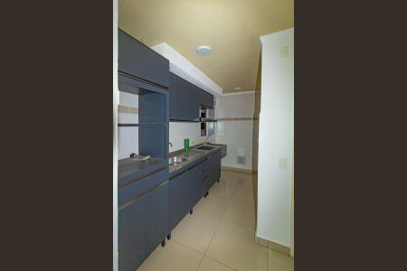 Apartamento à venda com 41m², 2 quartos e 1 vaga Apartamento à venda com 41m², 2 quartos e 1 vagaCozinha e Área de Serviço