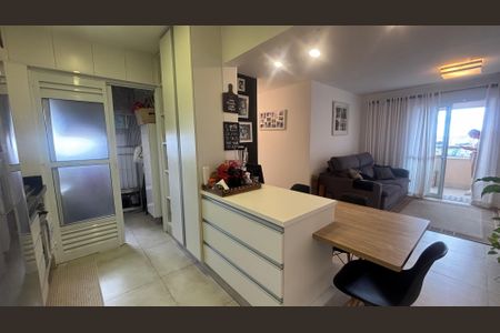 Apartamento à venda com 78m², 2 quartos e 2 vagasCozinha