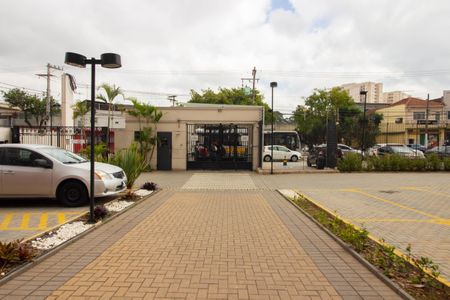 Apartamento para alugar com 45m², 2 quartos e 1 vaga Apartamento para alugar com 45m², 2 quartos e 1 vagaFachada e portaria