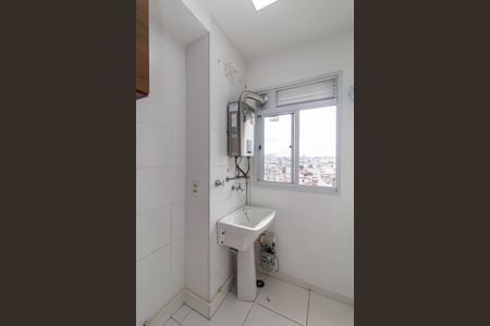 Apartamento para alugar com 45m², 2 quartos e 1 vaga Apartamento para alugar com 45m², 2 quartos e 1 vagaCozinha e Área de Serviço