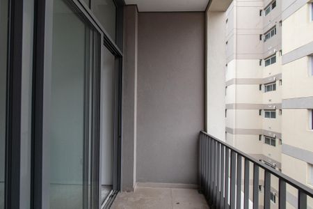 Varanda de kitnet/studio à venda com 1 quarto, 25m² em Vila Mariana, São Paulo