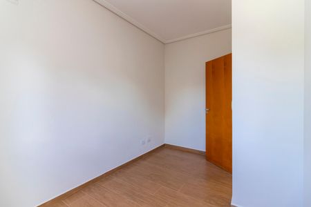 Casa à venda com 115m², 3 quartos e 2 vagas Casa à venda com 115m², 3 quartos e 2 vagasQuarto 2