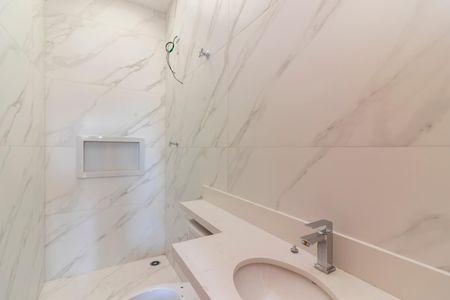 Casa à venda com 115m², 3 quartos e 2 vagas Casa à venda com 115m², 3 quartos e 2 vagasBanheiro da Suíte