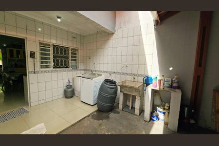 Casa à venda com 164m², 3 quartos e 2 vagasÁrea de Serviço