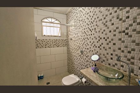 Casa à venda com 164m², 3 quartos e 2 vagasBanheiro da Suíte