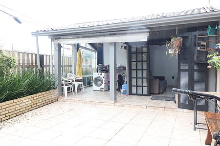 Casa à venda com 110m², 3 quartos e 2 vagasQuintal